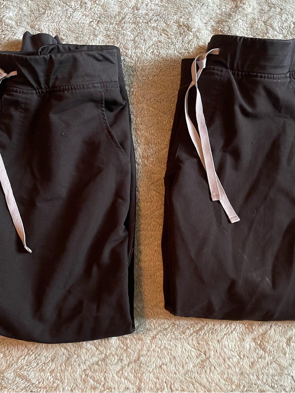 Women’s FIGS Scrub Pants Size Large